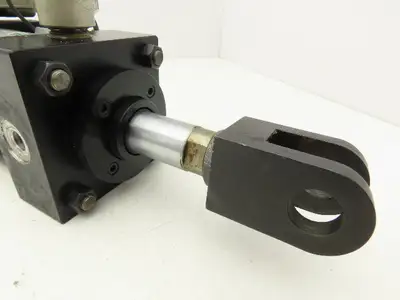 Numatics T6EQP-01/1E-AAA2 Pneumatic Air Cylinder 3.25" Bore x 1.5" Stroke 1" Rod