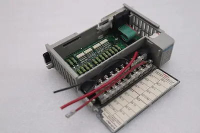 ALLEN-BRADLEY 1769-IQ16 SERIES A 16 PT. INPUT MODULE STOCK #K-1563C
