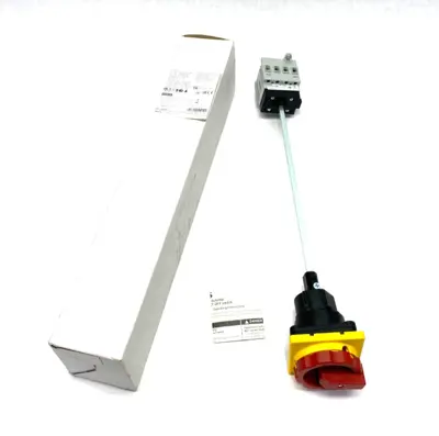 USED SIEMENS SENTRON ROTARY DISCONNECT EMERGENCY SWITCH 3-POLE 16A