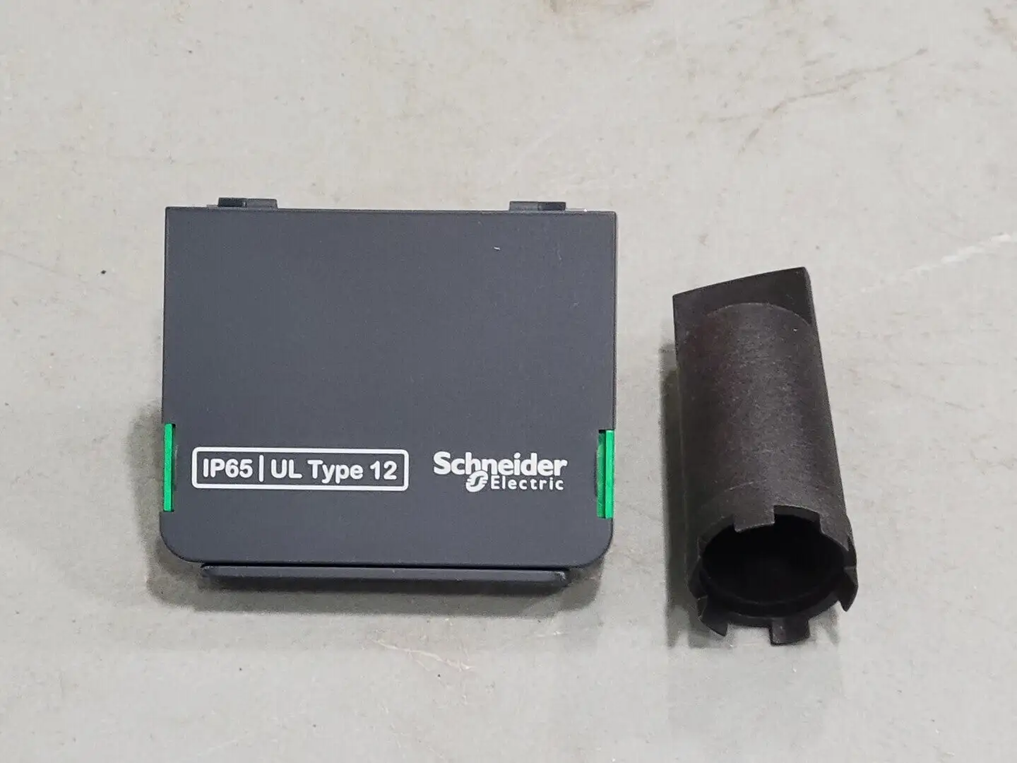 New | in-Stock SCHNEIDER ELECTRIC VW3A1112 Parts British Columbia CA | Lenmark #270241