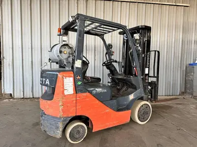USED 2012 TOYOTA 8FGCU25