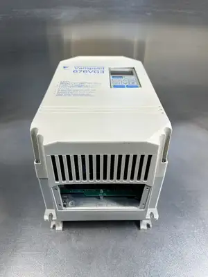 YASKAWA 676VG3 - CIMR-VGU40P7 frequency converter operation. (Bin 1.1.3)