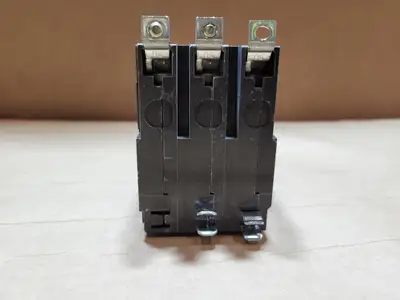 USED SQUARE D QOB350