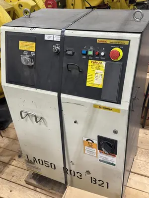 Used 2014 FANUC M900IA/400L Robots Michigan US | Aucto #1306850