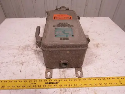 Crouse-Hinds WSR6352 Mod 82 60A 600V Arktite Fusible Interlock Switch Receptacle