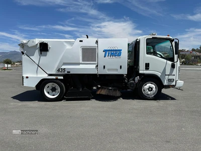 Used 2025 ISUZU NQR Street Sweeper California US | Lillo Machinery #1403773
