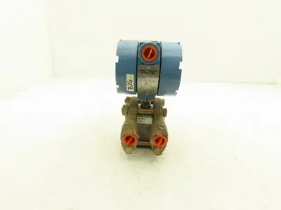 Dieterich 1DP3E12B1A1 Differential Pressure Transmitter 0-6.35 IN-H2O 45vdc Max