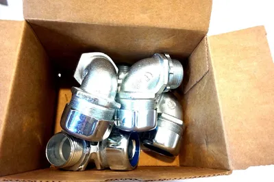 5 NEW THOMAS & BETTS 5254 CONNECTORS