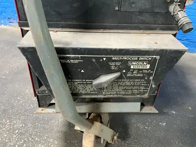 Used LINCOLN ELECTRIC IDEALARC DC600 Arc Welders Ohio US | HGR 24 #1333776