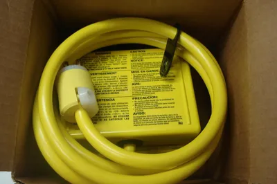 NEW HUBBELL GFP15M CIRCUIT GUARD