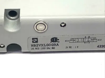 HB2VXLG0G9A | Parker  4-Way 2-Pos. Solenoid Valve 24VDC - Used