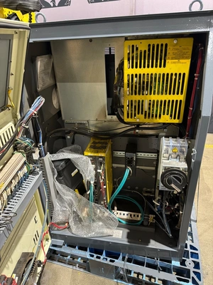 Used 1900 FANUC R-2000IC Robots California US | Revelation Machinery #1352603