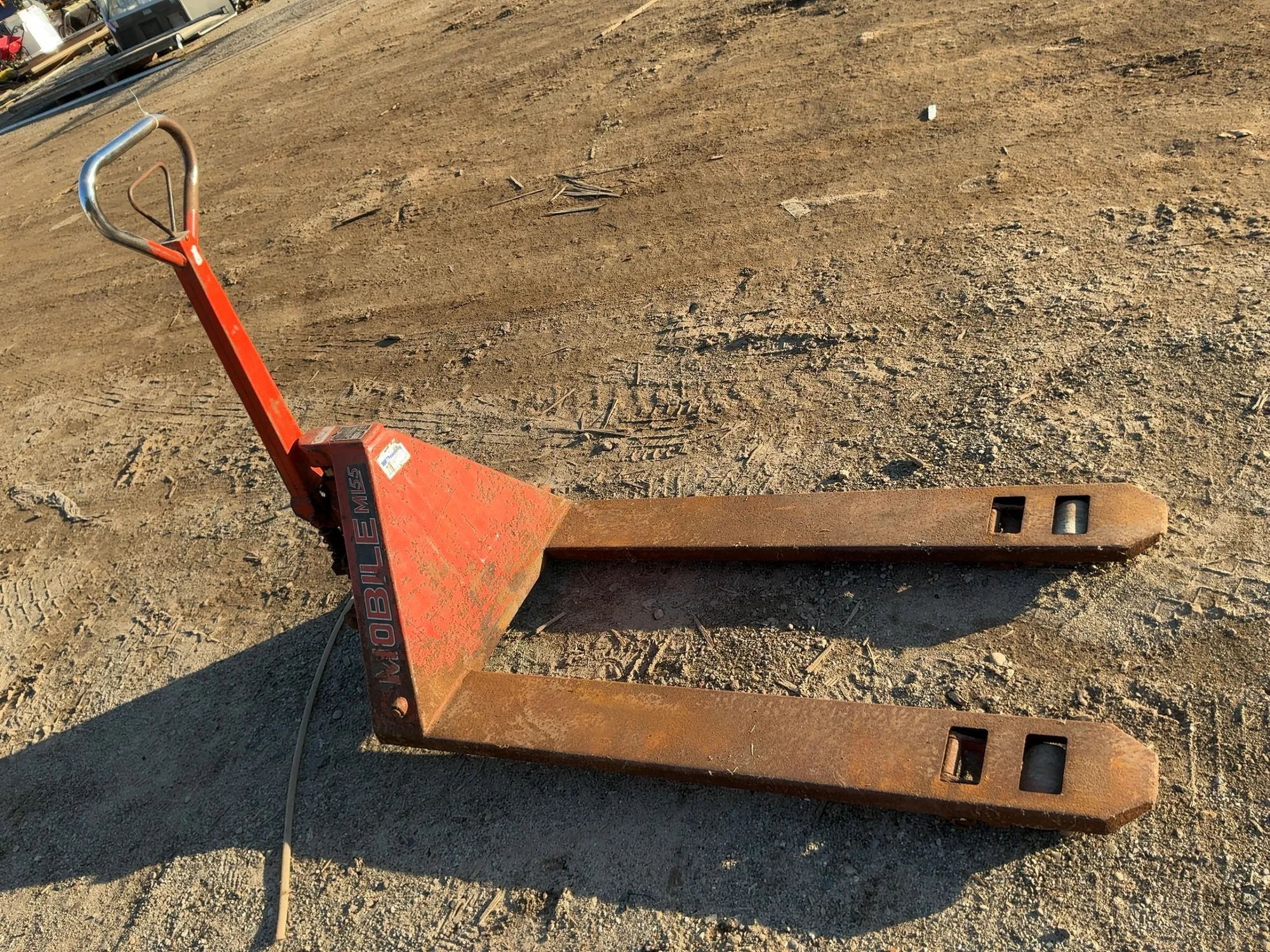 Used _UNKNOWN_ _UNKNOWN_ Pallet Jacks Michigan US | Miedema Asset Management Group #1437394