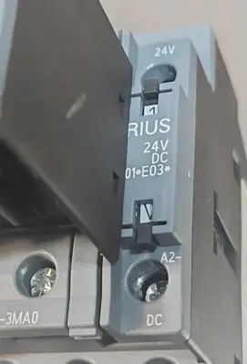USED Siemens Siemens 3RT2027-1DB44-3MA0