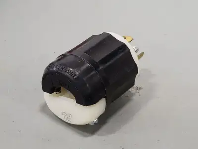 NEW LEVITON 2311