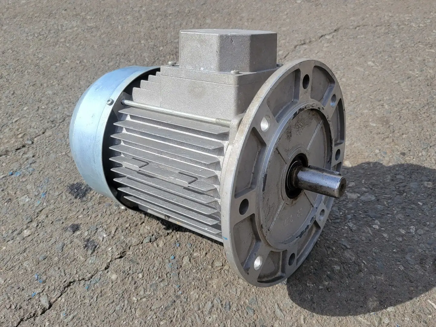 USED TB MOTOR TV 80B
