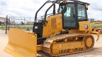 USED 2025 Caterpillar D4