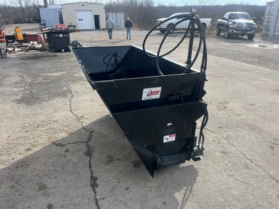 Mensch MFG Model 1100 Side Shooter Bucket | County Equipment Company LLC (5)