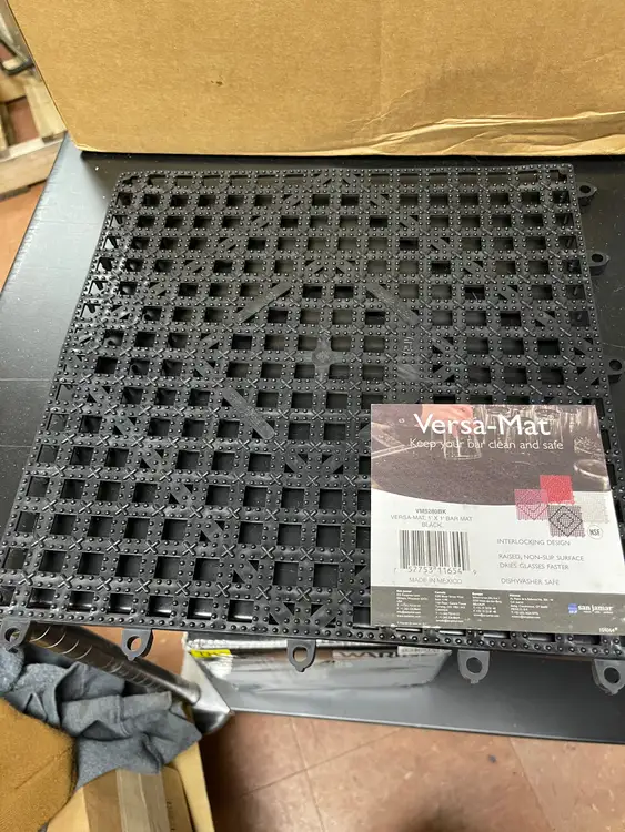 New | in-Stock San Jamar 1 Old Stock San Jamar VM5280BK Versa-Mat 12" x 12" Black Interlocking Bar Matting - TH2 Bar Equipment Illinois US | Falcon Restaurant Supply #1375011