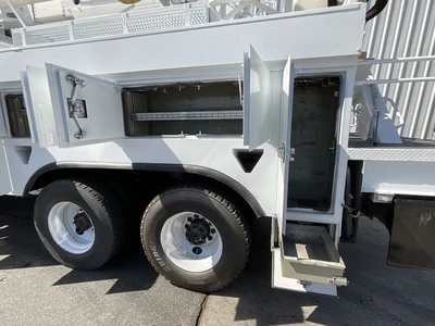 Used 2015 INTERNATIONAL 7500 Bucket (boom) trucks California US | Big Truck & Equipment #1542413