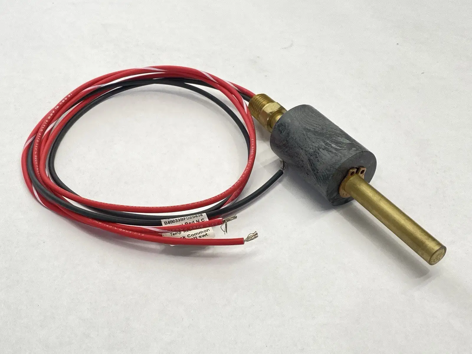 USED ADVANCED CONTROL TECH 4000 SERIES LEVEL AND TEMPERATURE SENSOR