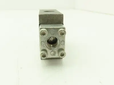Aro MQ 1348 Pneumatic 3 Way Valve NC 1/8" NPT Air or Manual Activated