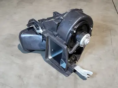 NEW TOYOTA 87130-60290