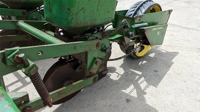 USED JOHN DEERE 80