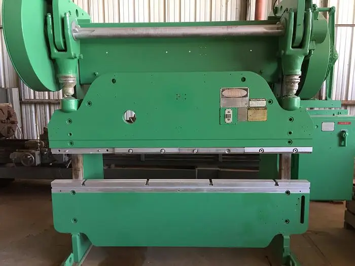 135 Ton x 8' Cincinnati #5 Press Brake
