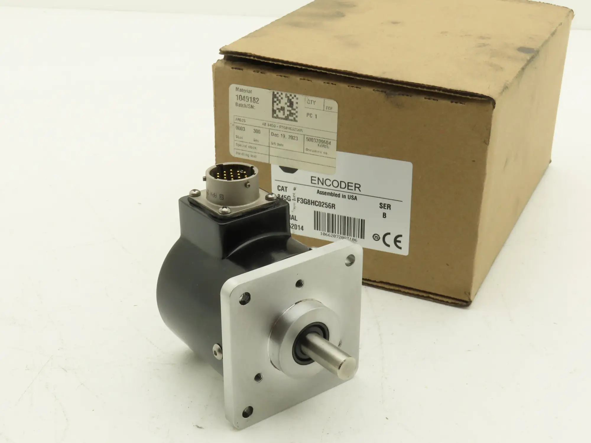 Allen Bradley 845G-F3G8HC0360R Absolute Rotary Encoder 3/8" Shaft 360PPR 	Ser B