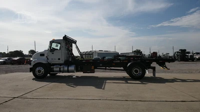 New | in-Stock 2025 MACK MD6 Rolloff Trucks Texas US | Roll Off Truck World #1491867