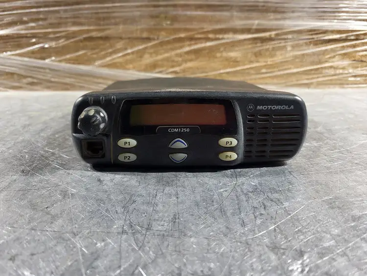 Used MOTOROLA AAM25KHD9AA2AN Misc Electrical & Power Parts British Columbia CA | Lenmark #253648