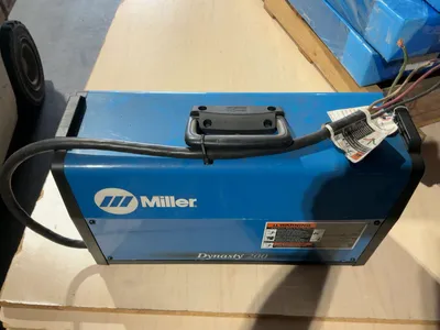 Used MILLER DYNASTY 200 PORTABLE AC/DC TIG AND STICK INVERTER WELDER Tig Welders Michigan US | Miedema Asset Management Group #1425025