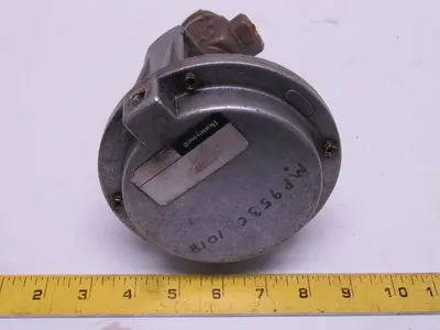 MP953C 1018 Direct Action 5" Pneumatic Actuator 1/2" 3-Way Globe Mixing Valve