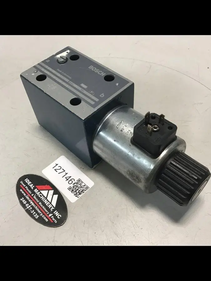 USED BOSCH 0 810 001 899