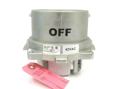 NEW MELTRIC 37-28172-S33 DS200 INLET PLUG 3728172S33