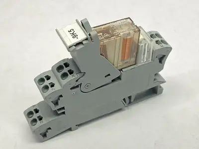 RP 420024 | Schrack  Relay 5A 24V w/ Wago 788-334 Relay Base - Used