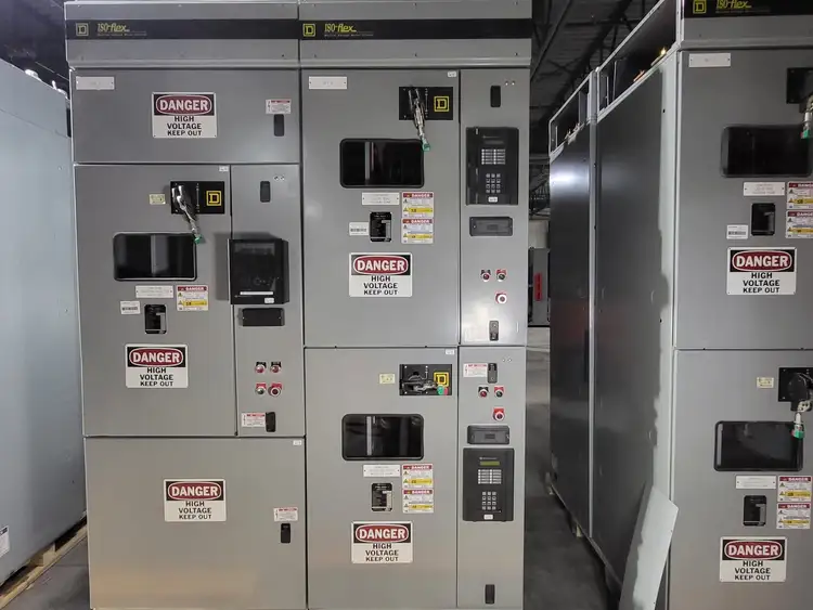 Used SQUARE D EG44D Switchgears British Columbia CA | Lenmark #835494