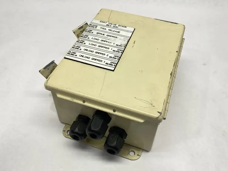 Used HOFFMAN CONTINUOUS HINGE ENCLOSURE CLAMPS CH TYPE 12 8X6X3.50" Electrical Boxes | Maverick Industrial Sales #1119783