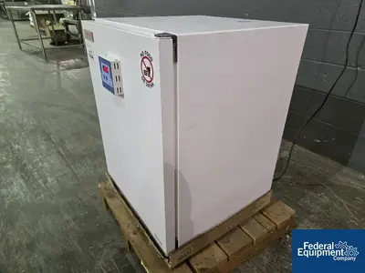 Used Thermo Scientific Thermo Scientific refrigerator Lab Refrigerators Ohio US | Federal Equipment Company #1256577