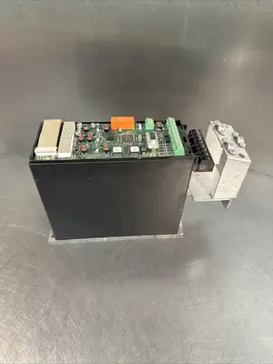 USED Danfoss DANFOSS 195N1030 VLT2811 380-480V
