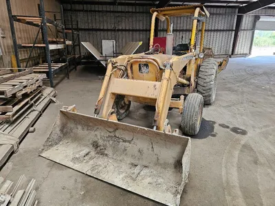 JOHN DEERE 300BD BACKHOES | Turner's Machinery (5)