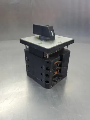 Used Klöckner Moeller T5B-3-7/E Relays & Switches | Palmetto Automation #1151401