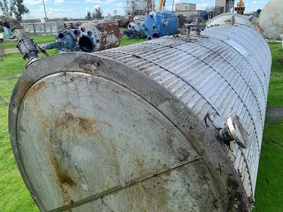 Tank, 2,000 Gallon, 316L Stainless Steel, UL 142, 5' X 14', Agitated #S743622