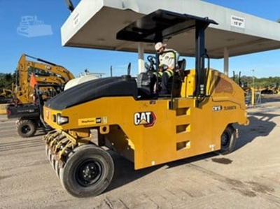 USED 2017 Caterpillar CW16