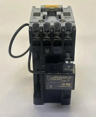 USED ALLEN-BRADLEY 100-A09NZ*3