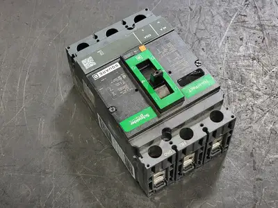 NEW SCHNEIDER ELECTRIC HLL36040