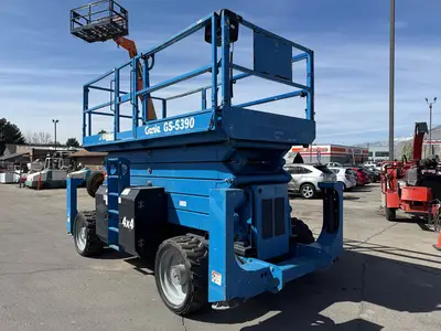 USED 2015 GENIE GS-5390 RT