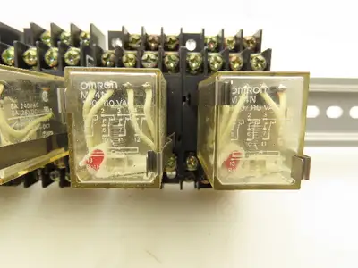 Omron MY4N Socket Relay TP514X2 5A 110V w/Base Lot of 17