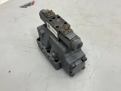 USED VICKERS DG5S-8-31C-E-T-M-U-HL7-B13-30-EN502